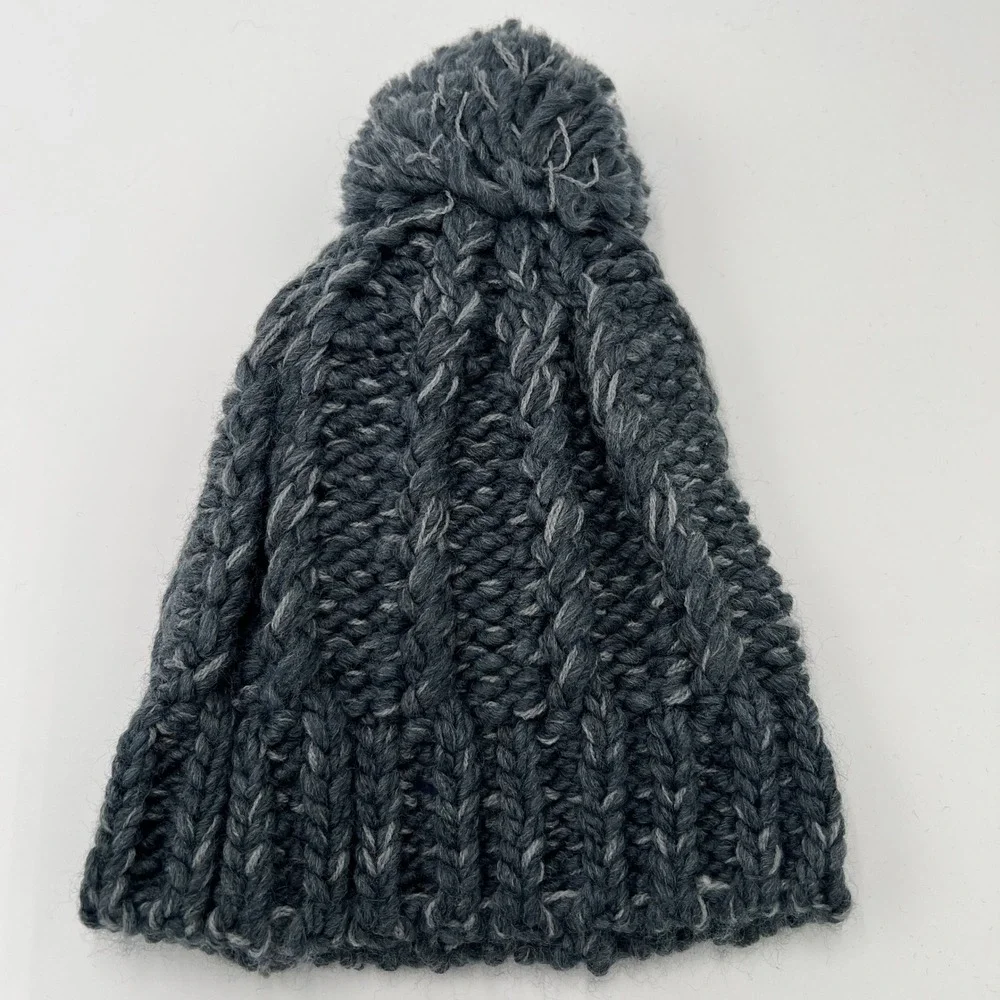Adidas Toronto Maple Leafs Knit Pom Beanie Hat Gray NHL‎ Hockey